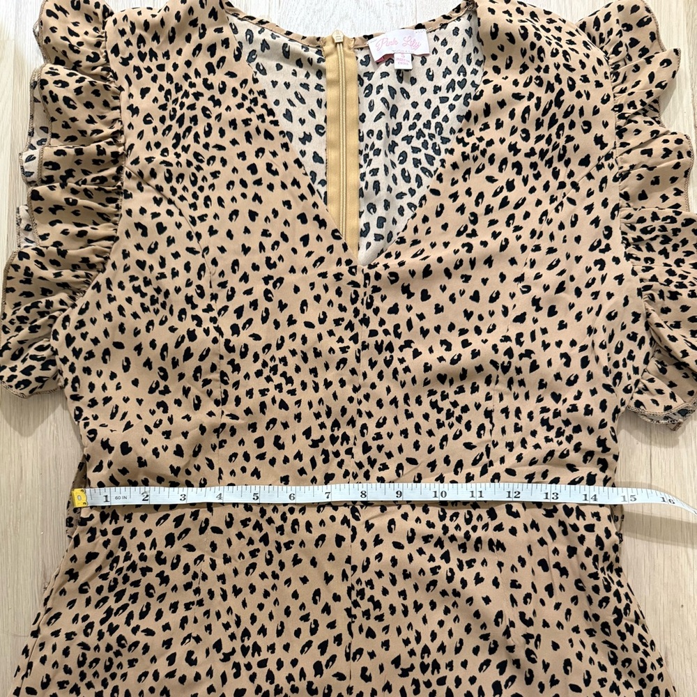 Pink lily leopard printed romper - Picture 13 of 14